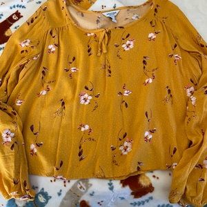 Khols shirt a bit cropped